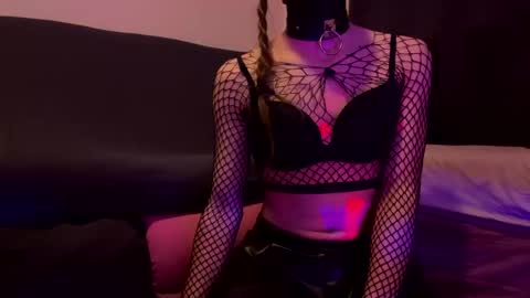 Femboyhorse online show from March 3, 2025, 1:53 am