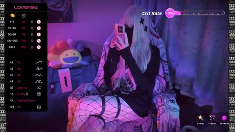 Snapshot of femboymatthew chatting on October 13, 2025, 8:14 am FemboyMatthew online show from October 13, 2025, 8:14 am