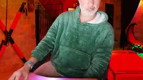 Piggy online show from February 17, 2025, 12:54 am