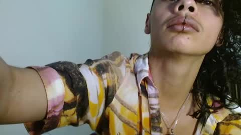 Fenix online show from April 16, 2026, 8:31 pm