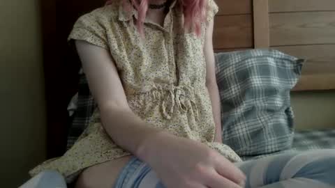 Snapshot of fenn88_ chatting on April 27, 2026, 2:48 pm fenn88_ online show from April 27, 2026, 2:48 pm