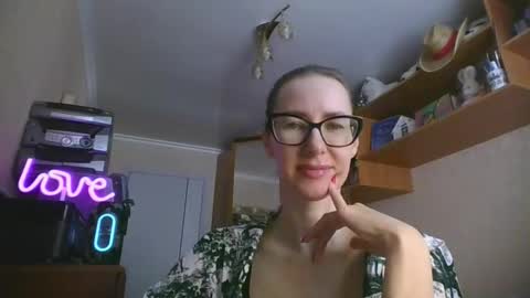 feraliss online show from February 3, 2026, 7:57 am