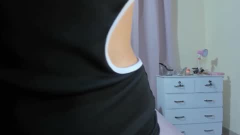 fernanda_151 online show from April 15, 2026, 1:34 am