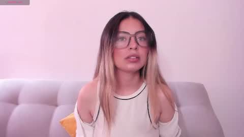 fernanda  online show from June 15, 2026, 2:30 pm