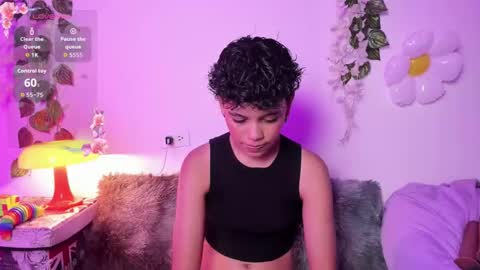 F E R N A N D A online show from November 27, 2025, 9:06 pm