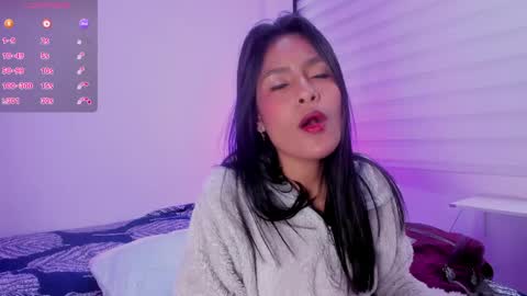 fernanda_liie_ online show from April 8, 2026, 12:38 pm