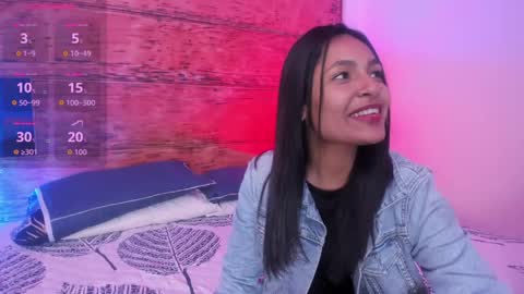 fernanda_liie_ online show from June 4, 2026, 12:44 pm