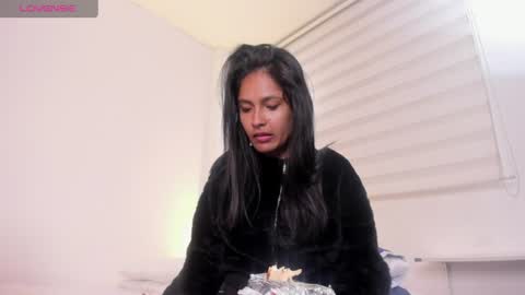 Snapshot of fernanda_liie_ chatting on June 18, 2026, 1:04 pm fernanda_liie_ online show from June 18, 2026, 1:04 pm