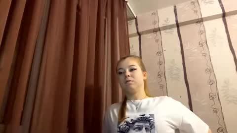 fernandamathson online show from October 17, 2025, 5:04 pm