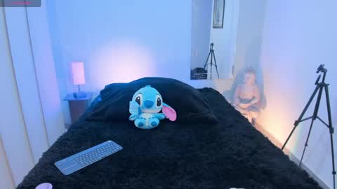 FERNANDA online show from April 19, 2026, 4:39 pm