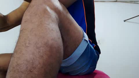 fernandez_latinblack online show from December 11, 2024, 9:12 pm