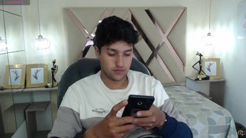 FER PHOENIX online show from January 12, 2025, 3:28 am