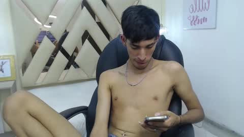 FER PHOENIX online show from March 8, 2025, 9:50 am