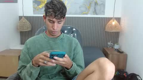 FER PHOENIX online show from February 26, 2026, 4:00 am