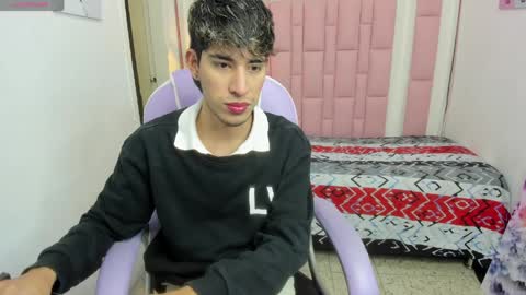 FER PHOENIX online show from April 9, 2026, 3:28 am