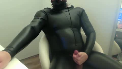 LauraWhy online show from January 17, 2026, 8:52 am