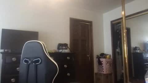 fgsammie online show from November 12, 2025, 9:25 pm