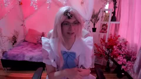 Snapshot of fi_cosplay chatting on October 14, 2025, 8:31 pm fi_cosplay online show from October 14, 2025, 8:31 pm