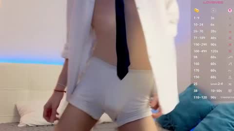 Thomas online show from April 17, 2026, 10:29 am