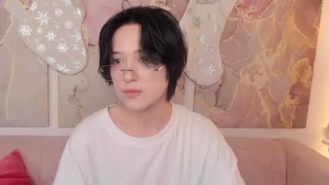 fiamoory online show from January 6, 2026, 8:29 am