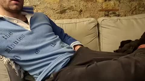 Fid online show from February 3, 2025, 9:39 pm