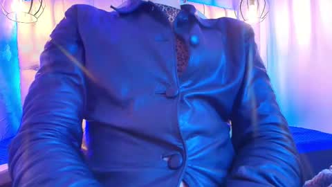   online show from December 19, 2025, 7:37 am