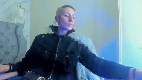   online show from April 18, 2026, 7:58 pm