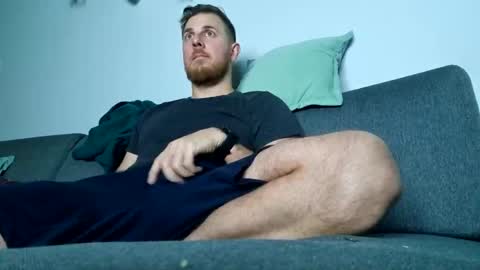 fiolkamil online show from November 13, 2025, 7:46 pm