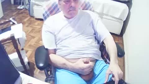 filhober online show from December 12, 2024, 3:32 am