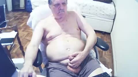 filhober online show from January 1, 2025, 1:15 am