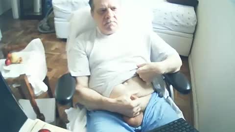 filhober online show from January 11, 2025, 1:43 pm