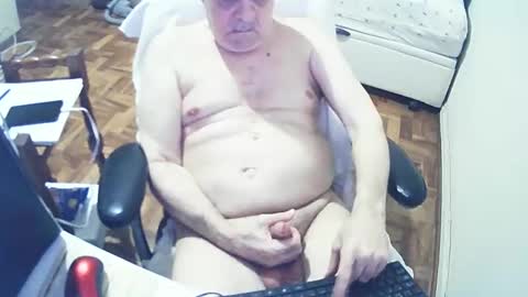 filhober online show from February 3, 2025, 12:04 am