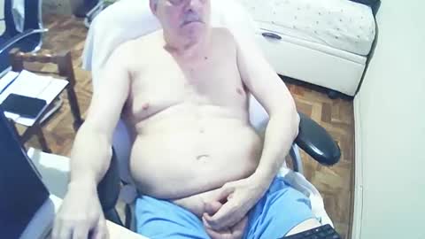 filhober online show from February 10, 2025, 9:36 pm