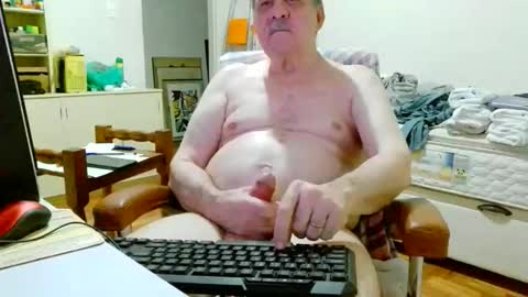 filhober online show from April 20, 2026, 1:08 am