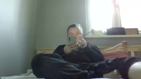 filipek757 online show from December 26, 2024, 12:05 pm