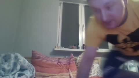 filipek757 online show from November 3, 2025, 10:32 pm