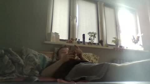 filipek757 online show from April 11, 2026, 9:02 am