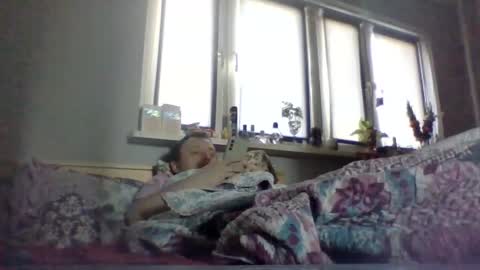 filipek757 online show from April 18, 2026, 12:53 pm