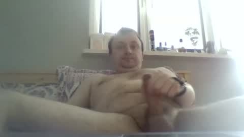 filipek757 online show from April 19, 2026, 10:36 am