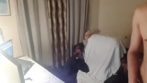 Snapshot of fin1904 chatting on December 27, 2024, 7:46 pm fin1904 online show from December 27, 2024, 7:46 pm