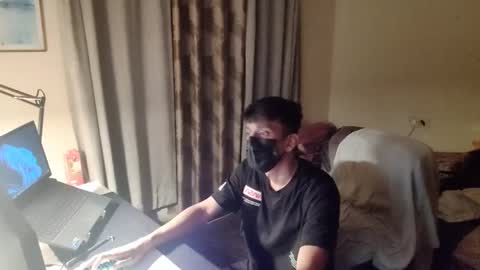 Snapshot of fin1904 chatting on January 2, 2025, 8:35 pm fin1904 online show from January 2, 2025, 8:35 pm