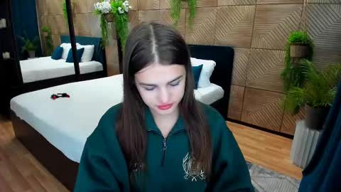 Amanda online show from September 29, 2025, 10:09 am