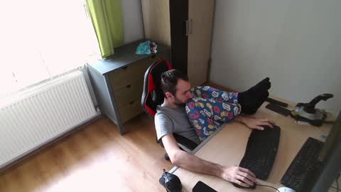 Jane and Findo online show from December 29, 2024, 12:23 pm