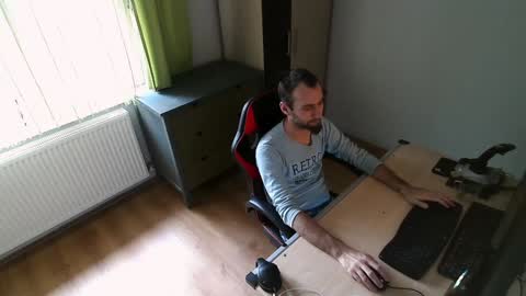 Jane and Findo online show from December 30, 2024, 10:32 am