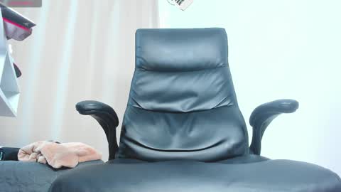 Snapshot of findomguyxxx chatting on September 10, 2025, 9:42 am FindomGuyXXX online show from September 10, 2025, 9:42 am