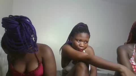 melanie online show from September 27, 2025, 2:49 am