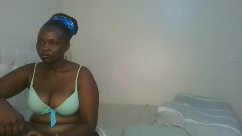 melanie online show from December 17, 2025, 12:27 am