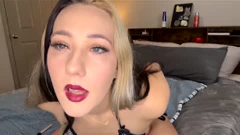 fineshytdaisy online show from January 5, 2026, 6:55 pm