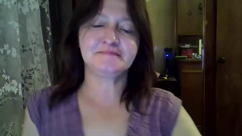 finika_say online show from September 16, 2025, 5:58 pm