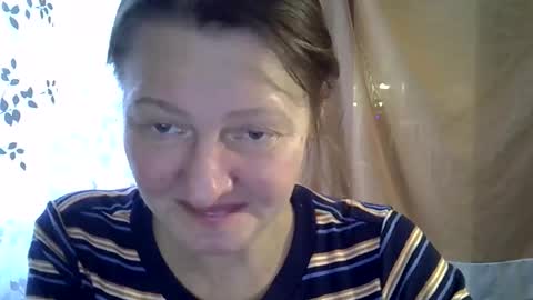 finika_say online show from October 22, 2025, 1:22 pm